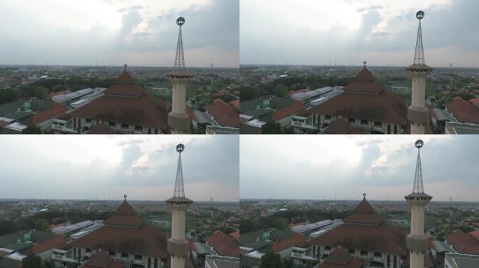 大清真寺的鸟瞰图和印度尼西亚Sidoarjo的景色