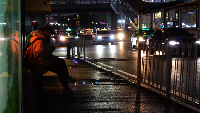 城市夜晚街道生活气息