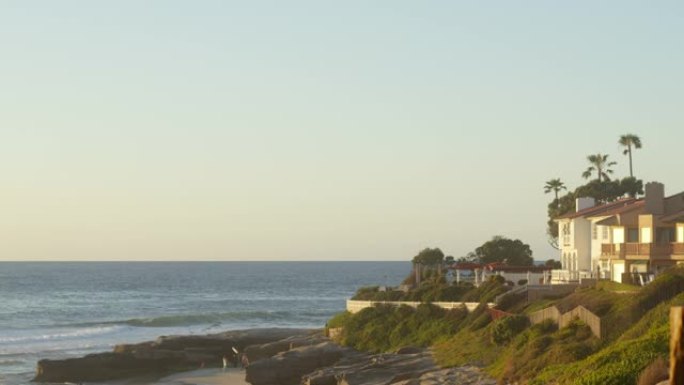 沿海家园夕阳黄昏海景