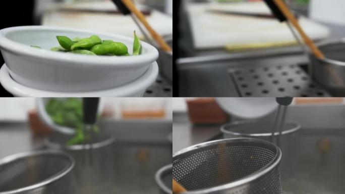 在一锅开水中加入一碗青豆。在餐厅厨房的菜中添加绿豆