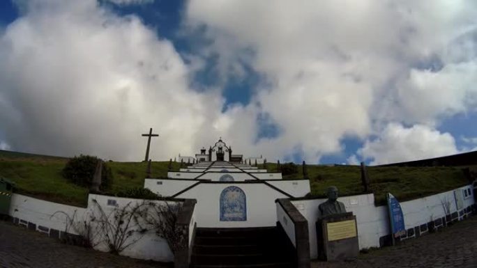 亚速尔群岛维拉弗兰卡Nossa Senhora da Paz教堂的延时视频。