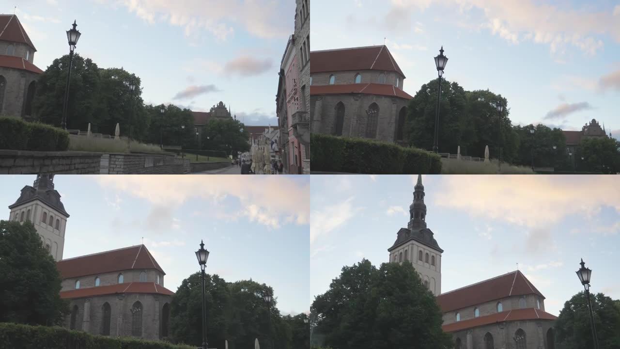 爱沙尼亚塔林老城圣尼古拉教堂的景观