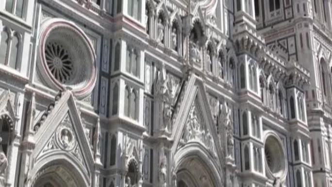 意大利佛罗伦萨圣玛丽亚·德尔菲奥雷大教堂和钟楼