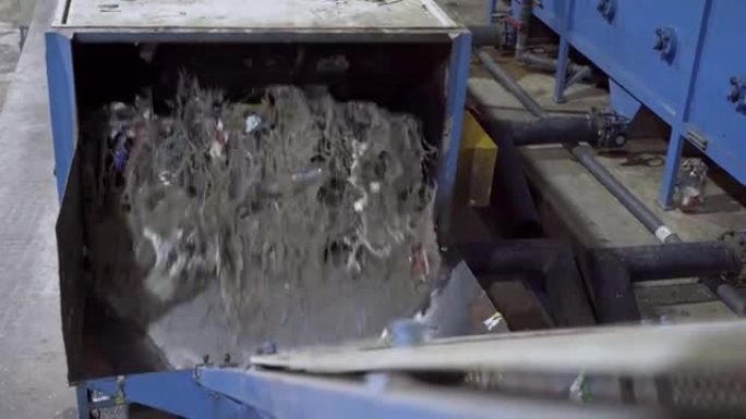 回收塑料厂再生PET洗涤过程的平移视图