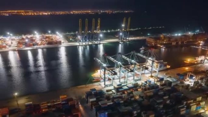 码头物流运输港口的延时夜间工作商业行业运送电子商务货物将进口送到首都兰查邦·斯里拉查泰国亚洲