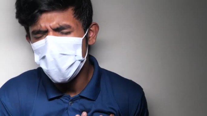 患流感的病人用餐巾纸鼻涕。