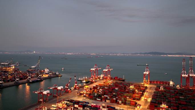 【4k正版视频】南沙港码头傍晚航拍