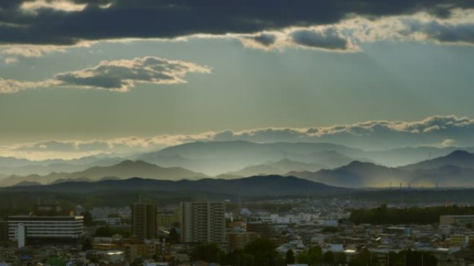 黄昏时当地城市的风景