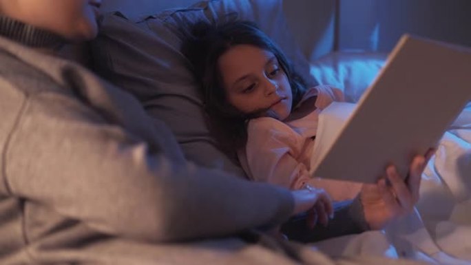 夜间故事睡前阅读母书女儿