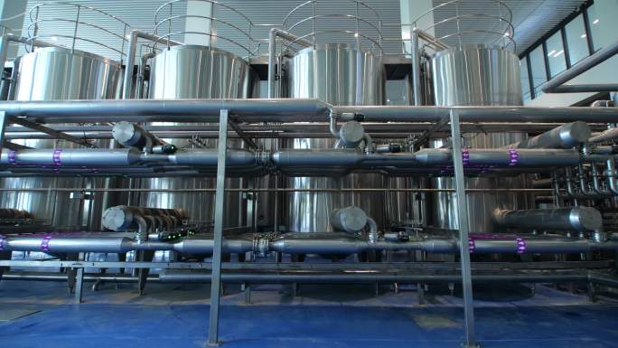 啤酒发酵生产线实拍素材