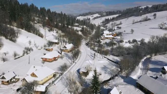 喀尔巴阡山冬季风景优美的鸟瞰图