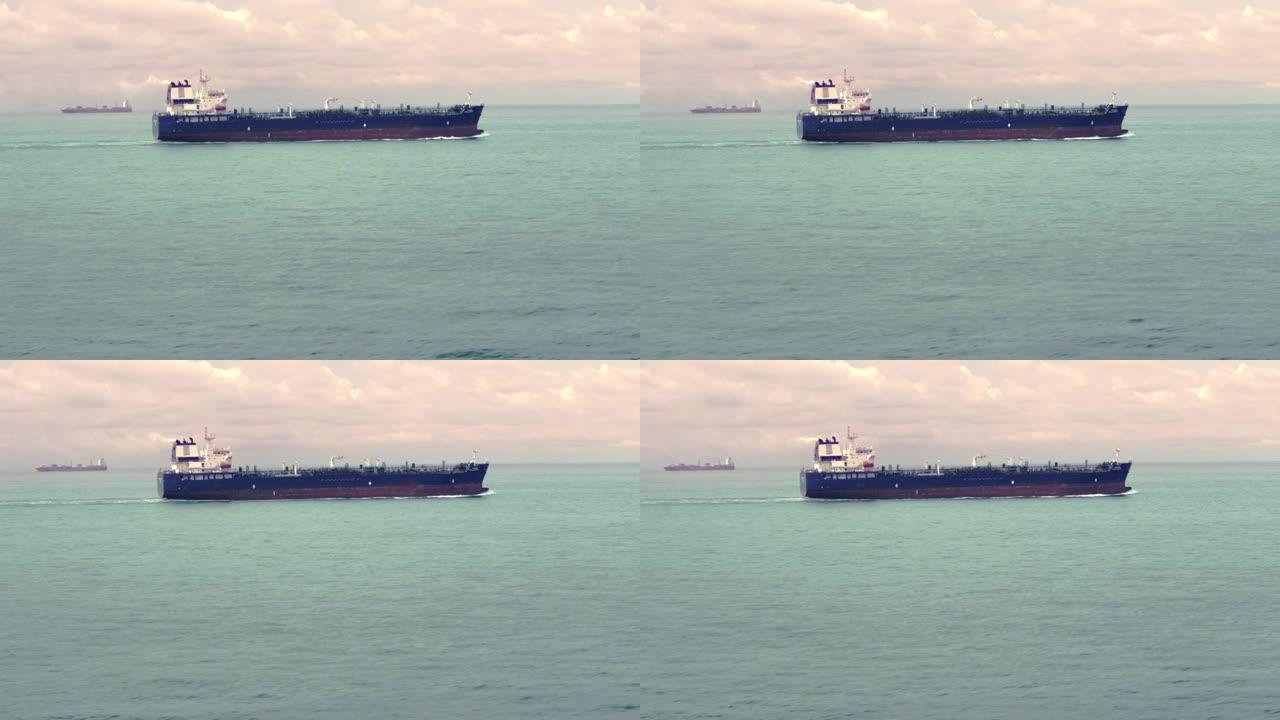 油轮船