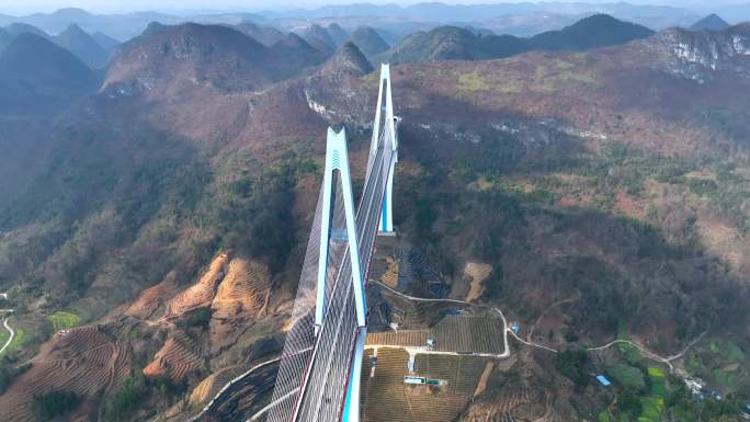 贵州天空之桥侧面航拍