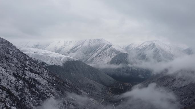 川西 雪山航拍 阿拉山口