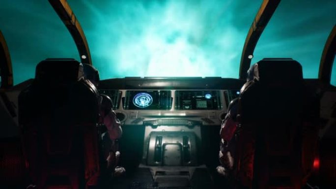 太空旅行者-宇航员在他们的星际飞船中飞过太空门户。可循环动画适用于梦幻般的，未来派或太空旅行背景。虫
