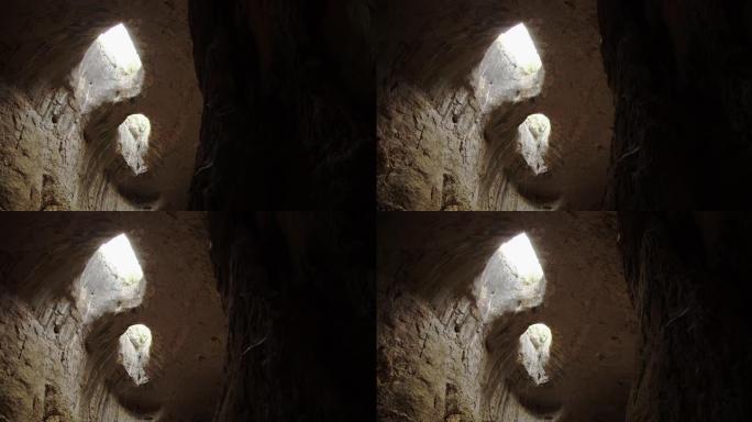 保加利亚的Prohodna洞穴，天花板上有两个像眼睛一样的洞，被称为上帝的眼睛。4k