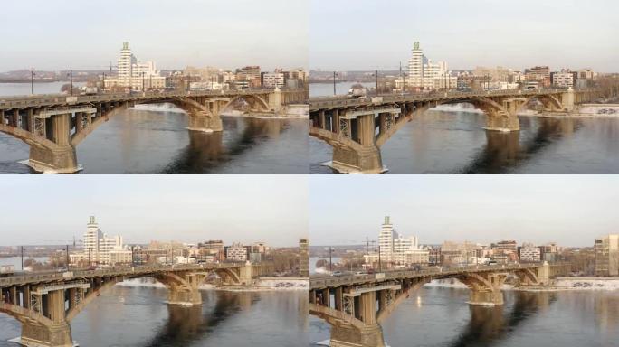 冬季沿安加拉河向格拉茨科夫斯基大桥的航拍