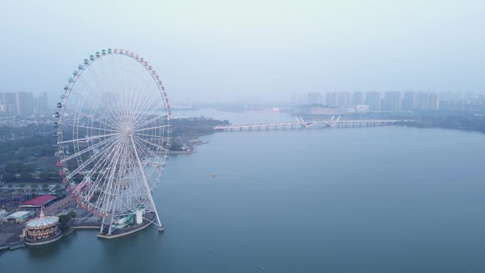 蠡湖大桥摩天轮航拍4K