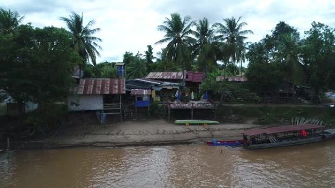 老挝南部唐德特附近的 “4,000群岛”