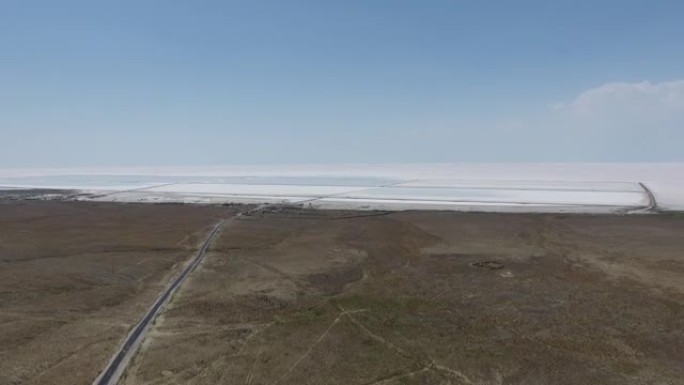 白咸湖空中制盐设施和盐水蒸发池场