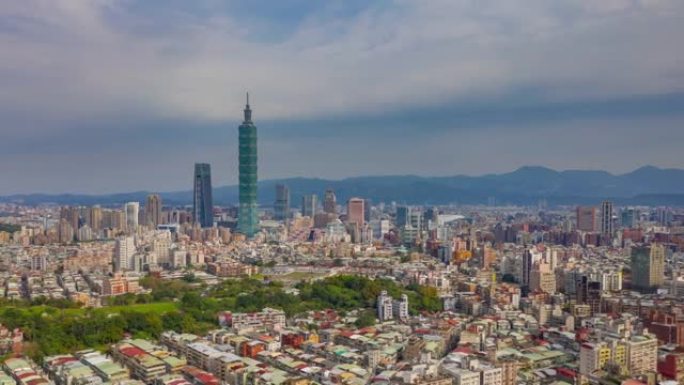 飞越台北市中心晴天空中全景4k延时台湾