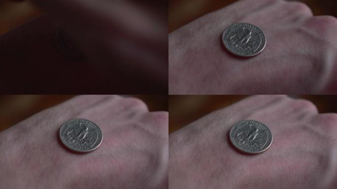 硬币在掷硬币中被人的手在空中翻转19