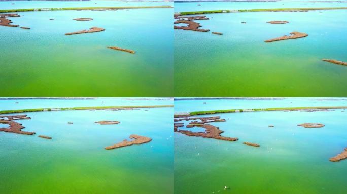 浅绿松石威尼斯泻湖，有许多陆地条