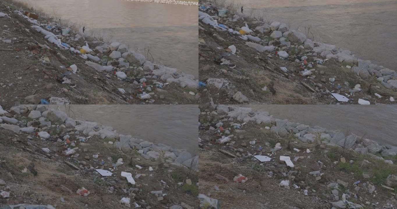 河岸上的塑料垃圾