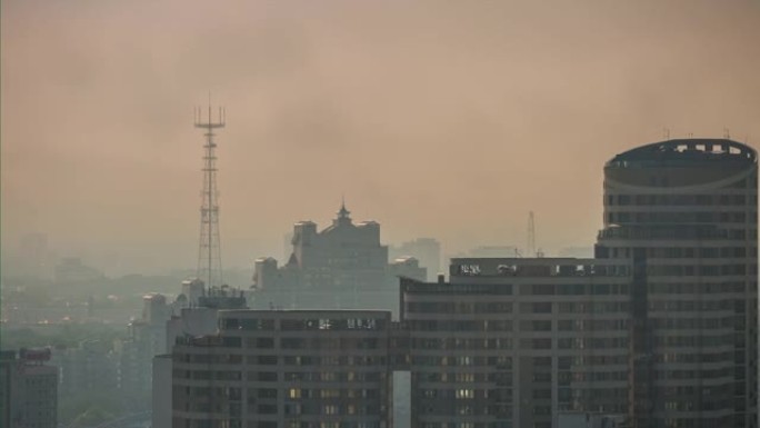 明斯克市中心日出有雾时间屋顶全景4k延时白俄罗斯