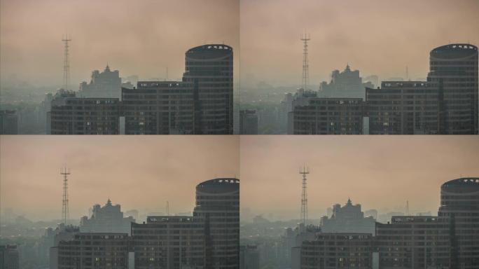 明斯克市中心日出有雾时间屋顶全景4k延时白俄罗斯