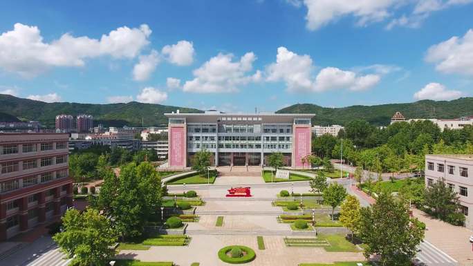 鲁东大学