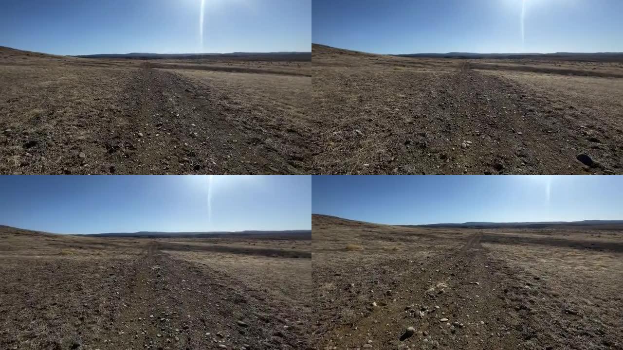 小道俯瞰徒步旅行在干旱气候4k视频中具有荒野地区的个人远景