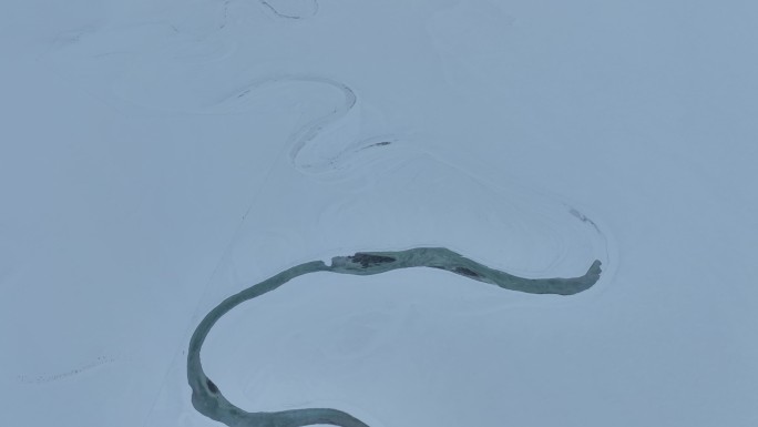 莫尔格勒河雪原风景光