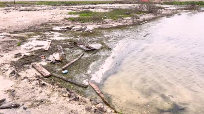 德克萨斯州Nueces县的Laguna Madre沿线的Sprume (海滩泡沫) 和碎屑