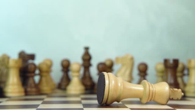 失败。象棋游戏。棋牌游戏概念的竞争与经营战略