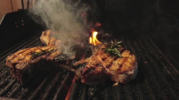 烤猪排配香料和香草烧烤庆祝活动在科罗拉多州西部4k视频