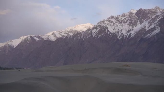 巴基斯坦北部Katpana沙漠的风景