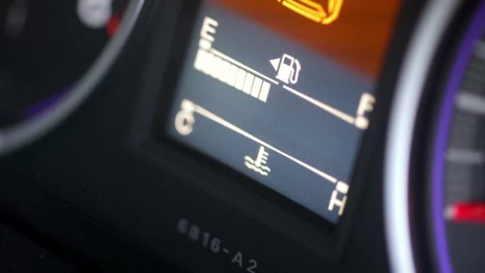 汽车上的ECU数字燃油表
