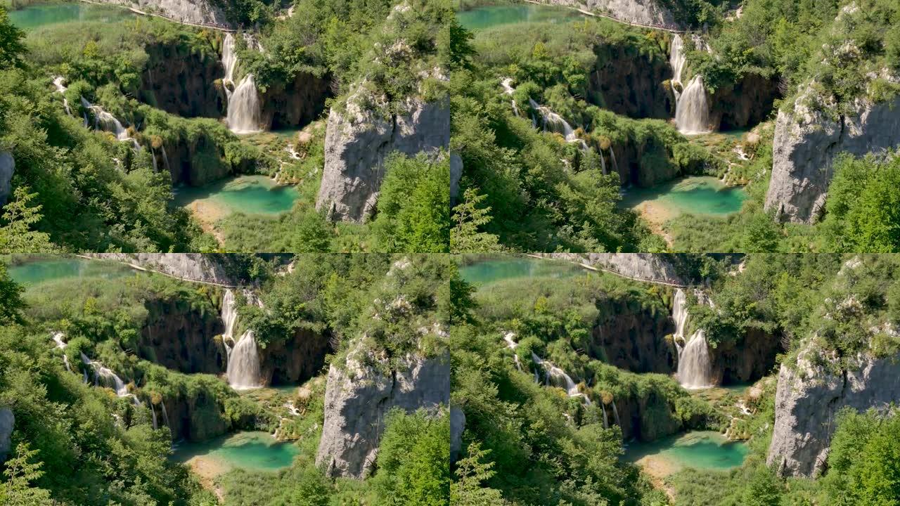 大角度视图的Veliki巴掌瀑布的最高处