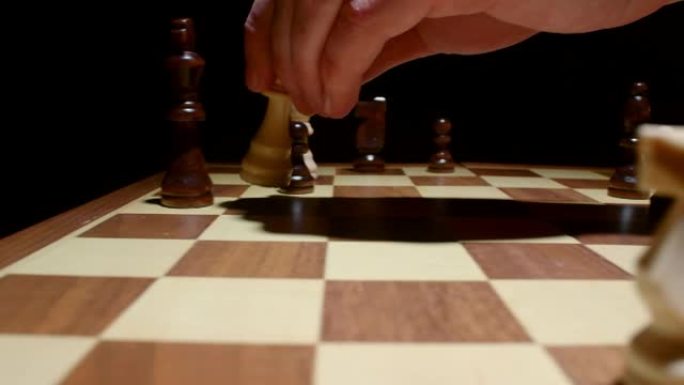 与将死的象棋游戏的镜头