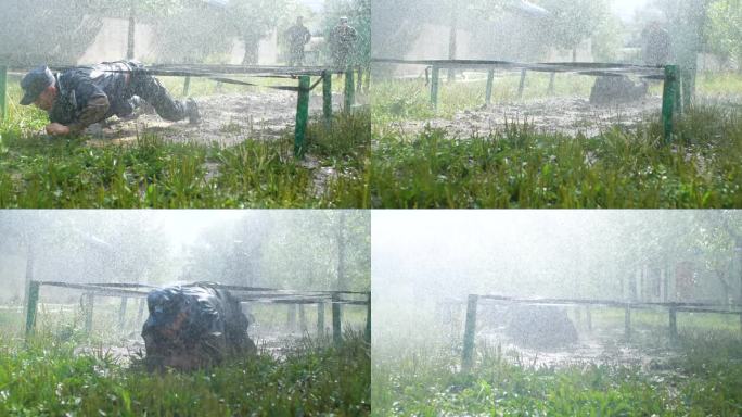 特警 特种兵训练  公安雨中训练