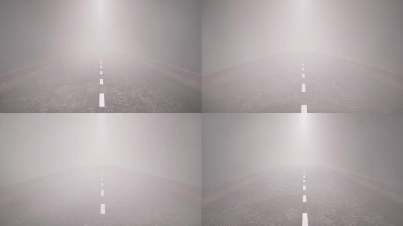 在一个黑暗的雾蒙蒙的夜晚，沿着空旷的高速公路缓慢行驶