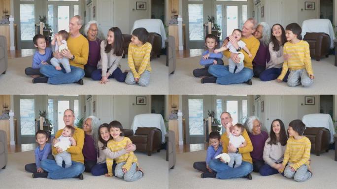 幸福的退休夫妇与孙子孙女共度时光