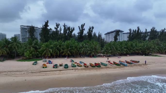 海南陵水海景风光  海滩 大海 渔船