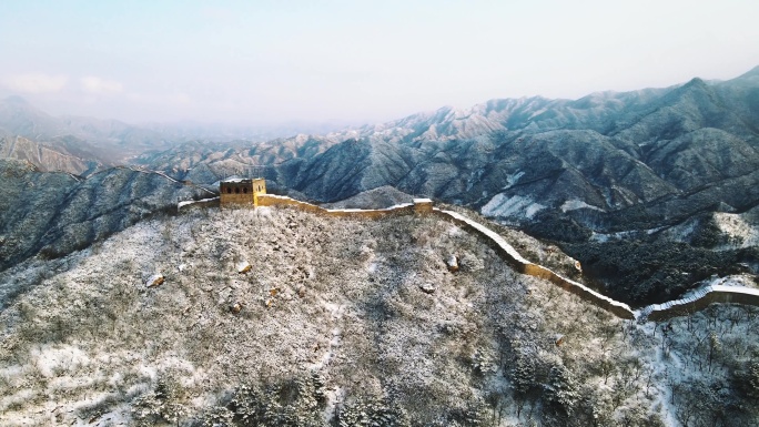 雪景长城航拍