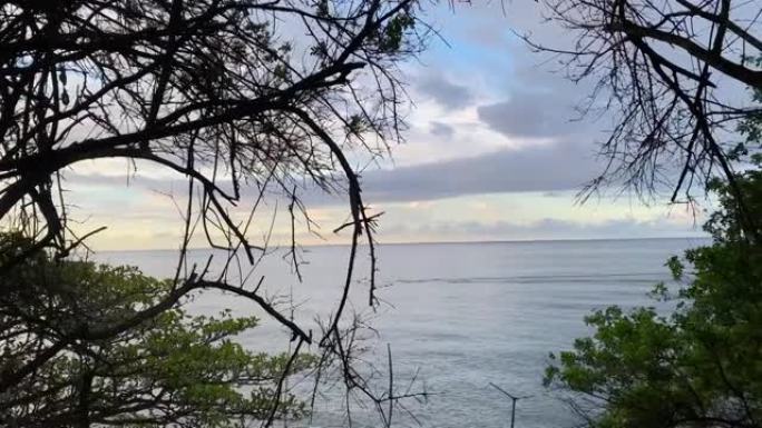 留尼汪岛海上日落