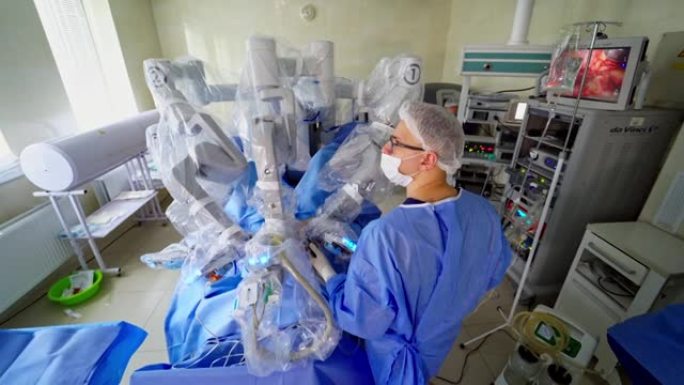 达芬奇手术。涉及机器人的医疗操作。医学的未来