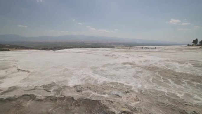 墙壁石灰华是土耳其棉花堡山的钙质凝岩