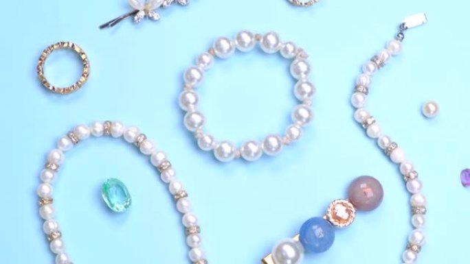 珍珠、项链、珠子、戒指、发夹和宝石珠宝的扁平成分
