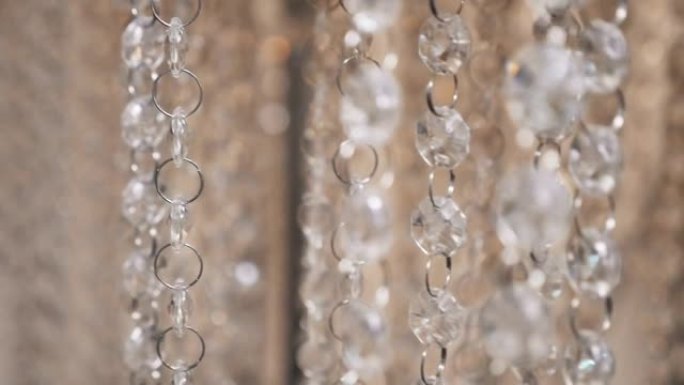 婚礼庆典的透明水晶元素。概念: 装饰、优雅、当代艺术